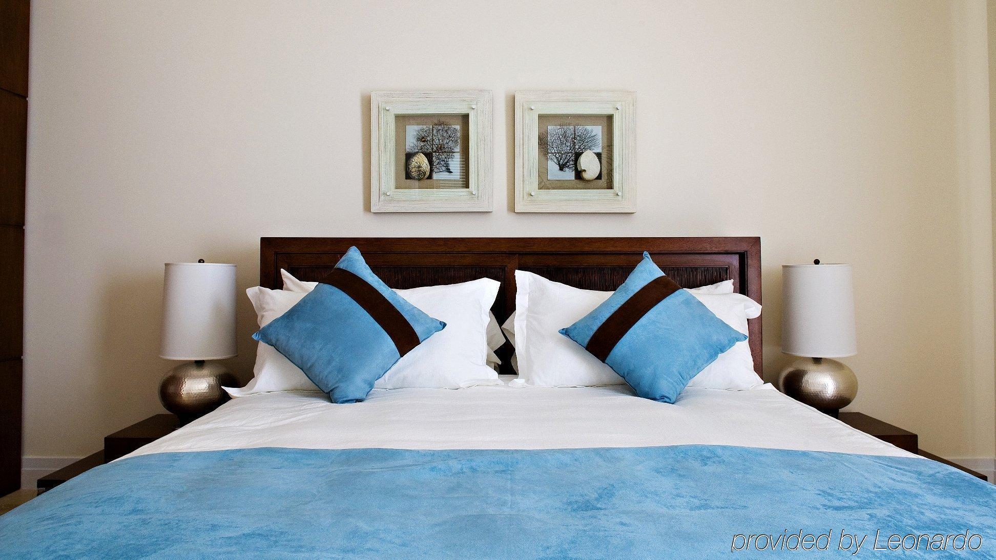 West Bay Club Hotel Грейс Бей Стая снимка